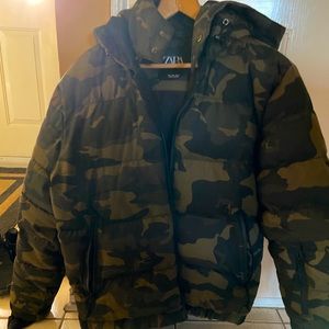 Zara Winter/cold Fall Puff Jacket - Army Colour